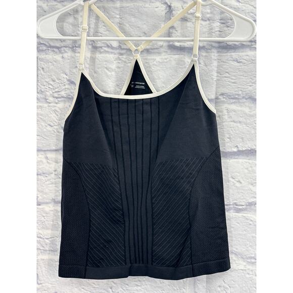 Nike Tops - Nike seamless DriFit Tank M/L